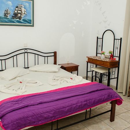 Yannis Pothoulakis Apartments Almirida エクステリア 写真
