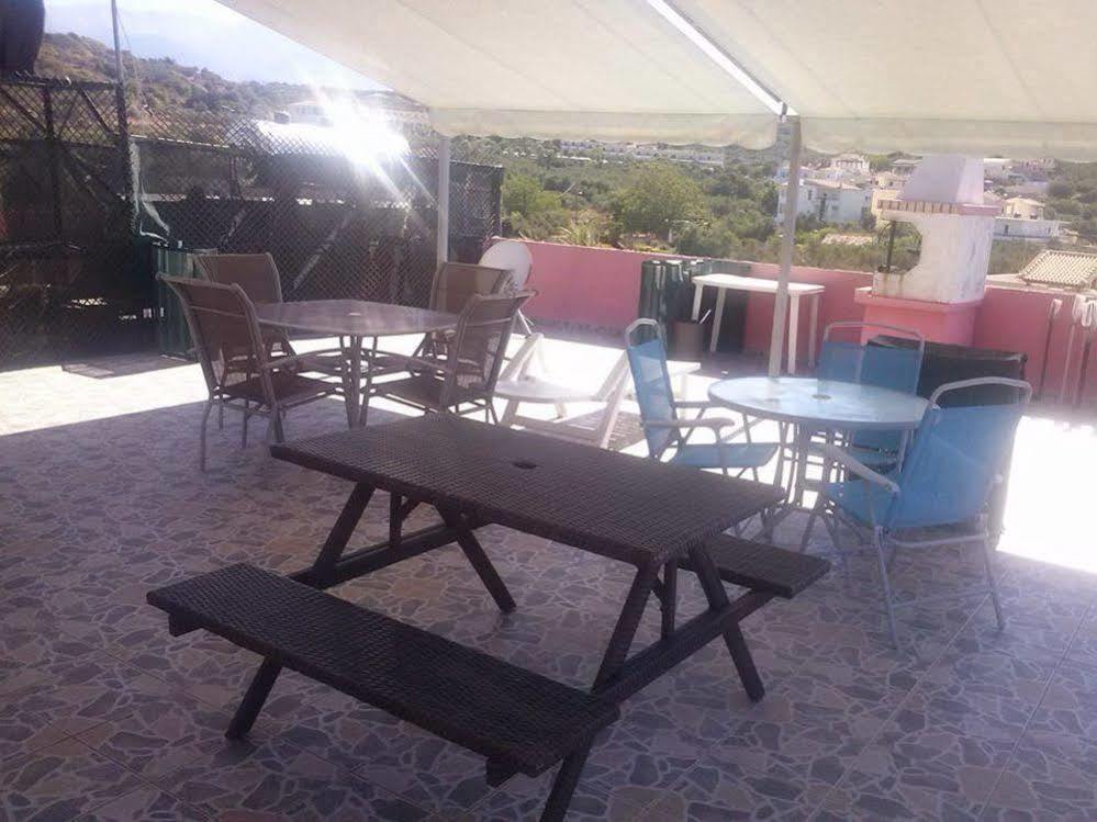 Yannis Pothoulakis Apartments Almirida エクステリア 写真