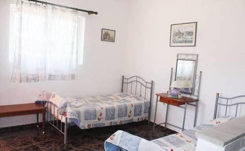 Yannis Pothoulakis Apartments Almirida エクステリア 写真