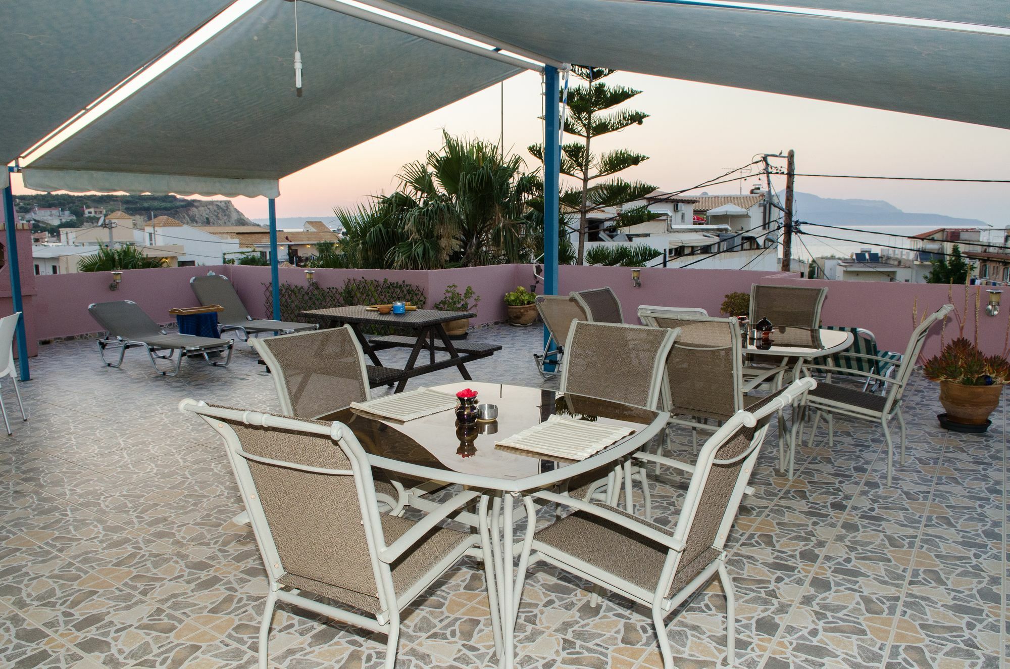 Yannis Pothoulakis Apartments Almirida エクステリア 写真