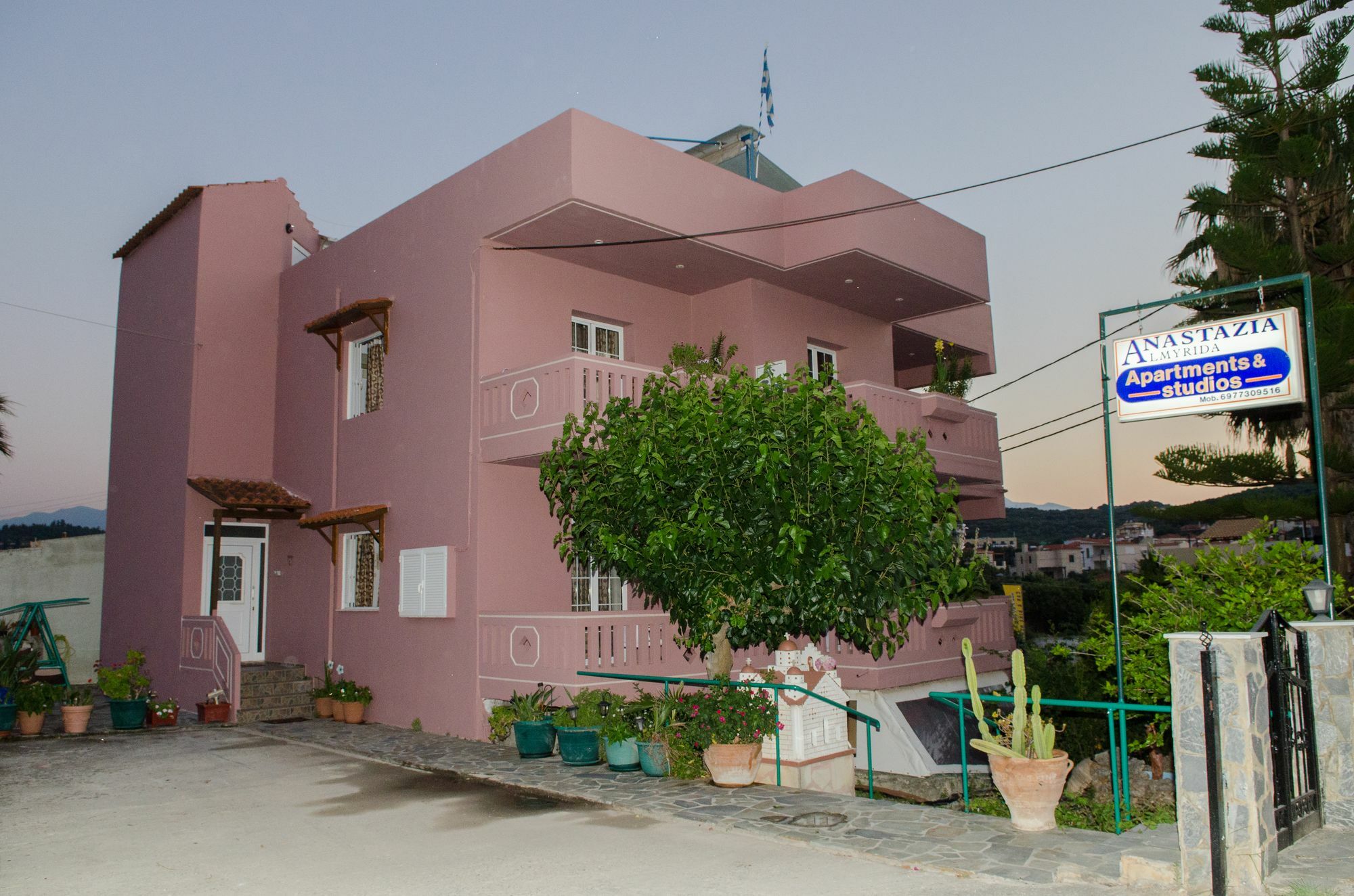 Yannis Pothoulakis Apartments Almirida エクステリア 写真